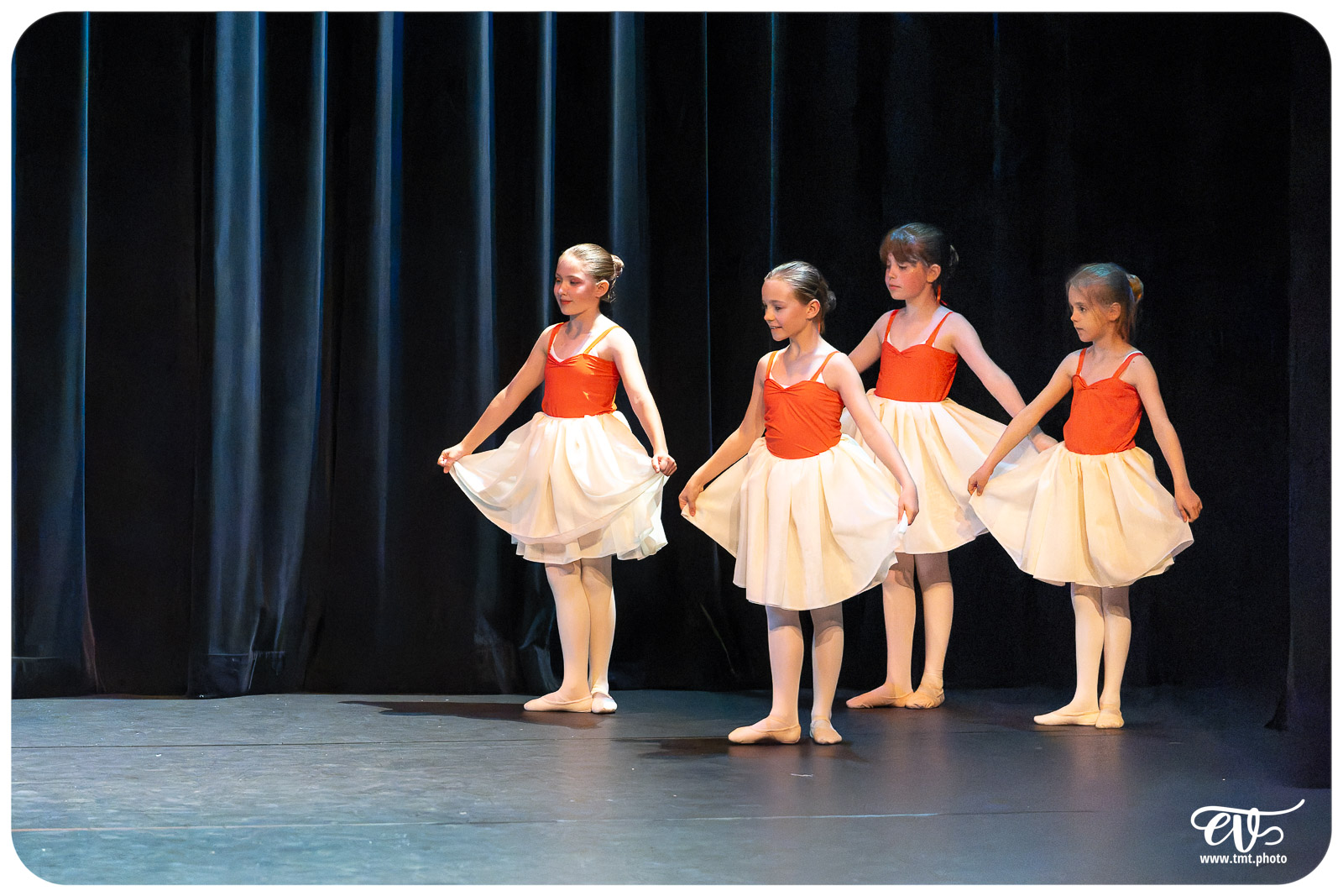ECOLE DE DANSE CÉCILE ADAMOW